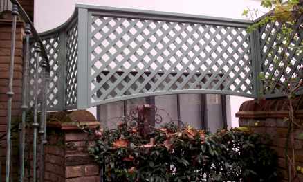 Painted Classic Bespoke Trellis Panels - Wooden Fence Trellis Panels