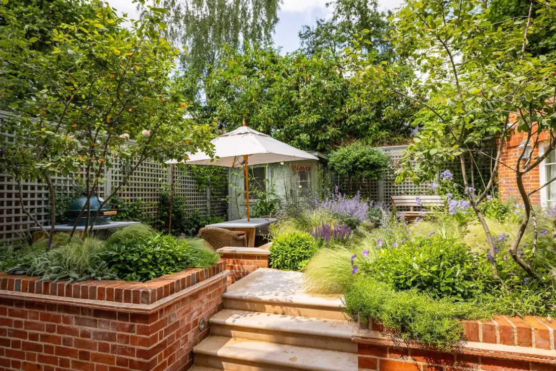 Bespoke Diagonal and Square Trellis painted in Deben for designer Georgina Newall. Photo by Mark Spencer.