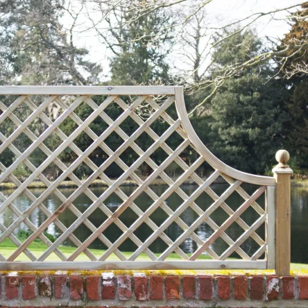 Open Diagonal Trellis Corner Arch Panel (70mm Gap)